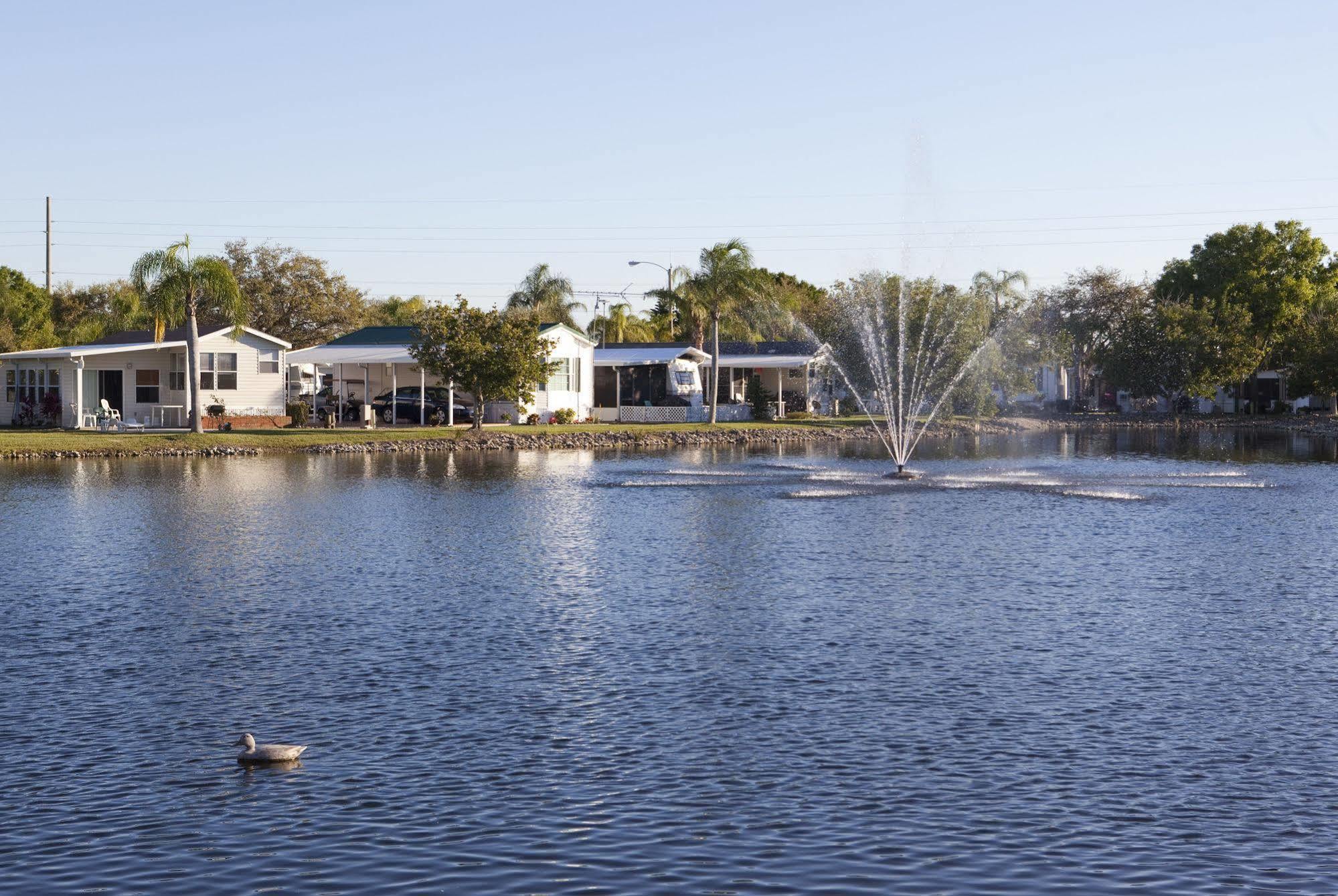 North Lake Estates Moore Haven Exteriör bild