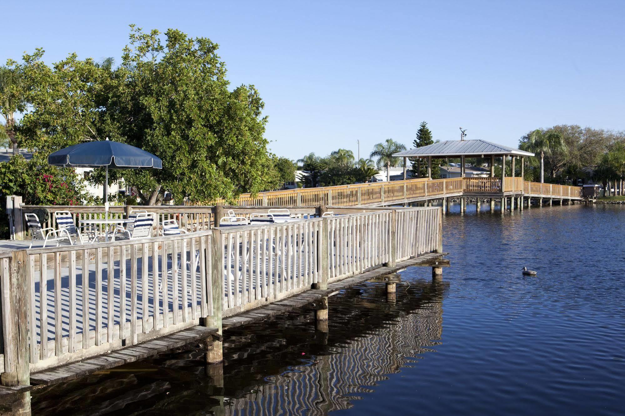 North Lake Estates Moore Haven Exteriör bild